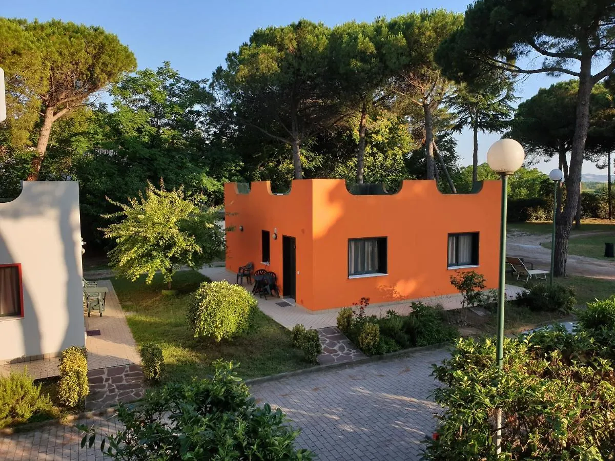 *** Parque de vacaciones Villaggio Mithos Misano Adriatico Italia